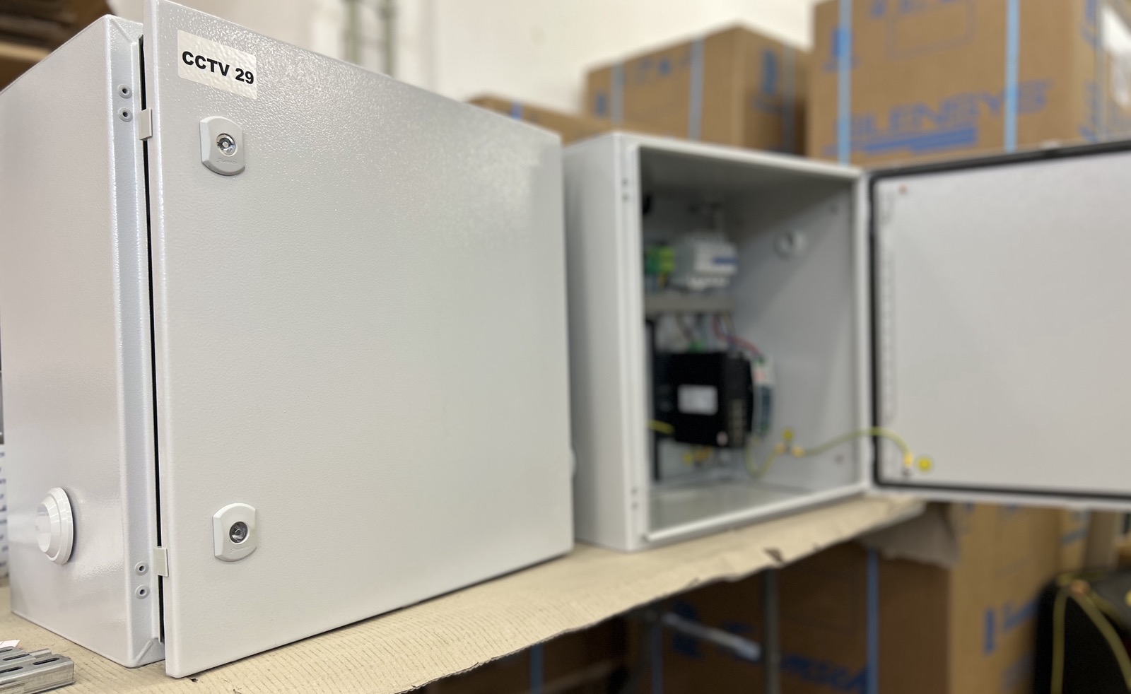 Производство на електрически табла за видеонаблюдение на ФЕЦ